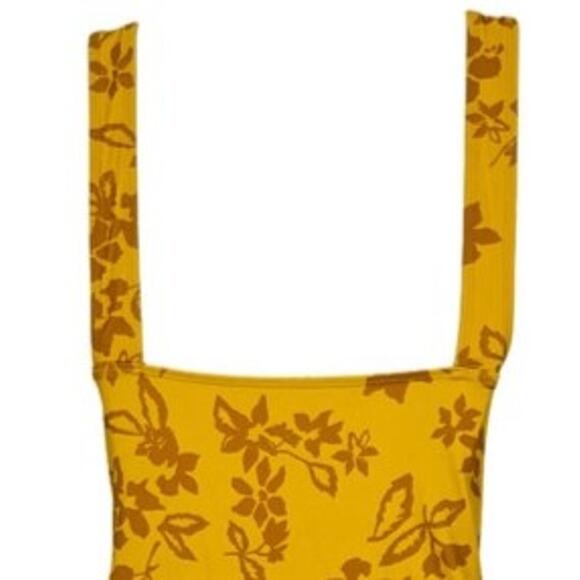 Swimsuit Classic Gathered Floral One-Piece in Floral 2 tone Yellow Print Size XL - Picture 5 of 8